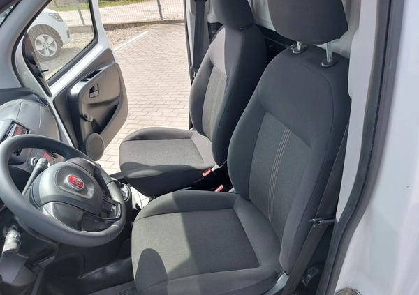 Fiat Fiorino cena 32500 przebieg: 99000, rok produkcji 2019 z Grodzisk Mazowiecki małe 379